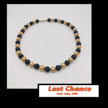 Classic Vintage Black and Gold Tone Beaded Necklace
