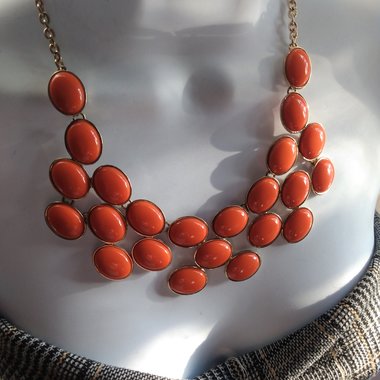 Colorful and Bright Vintage Liz Claiborne Orange Statement Necklace and Matching stretch Bracelet, NWT