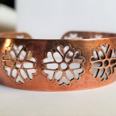 Earthy Vintage Southwestern Solid Copper Open Work Flowers Open Cuff Bracelet