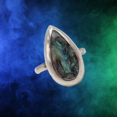Pleasant Vintage Mexican Abalone and Sterling Silver Teardrop Ring Size 5.5
