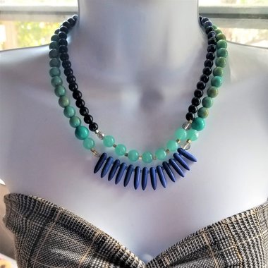 Contemporary Vintage Ann Taylor LOFT Faux Turquoise Plastic Bead Statement Necklace
