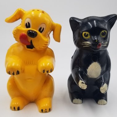 Vintage F&F Plastic Dog and Cat Salt Shakers, 1950's