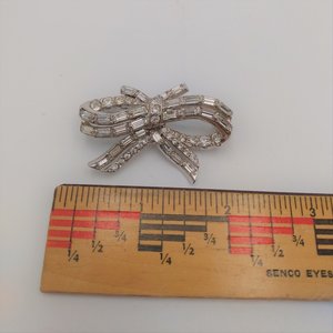 Magnificent Keyes, Rare Designer Silver Tone Rhinestone Baguette Bow Brooch