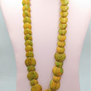 Bakelite Golden Yellow with Green and Orange Swirls Overlapping Disks Beaded Necklace