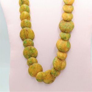 Bakelite Golden Yellow with Green and Orange Swirls Overlapping Disks Beaded Necklace