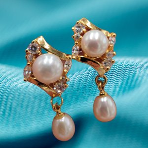 Vintage Gold Tone, Cubic Zirconia and Faux Pearls  Earrings