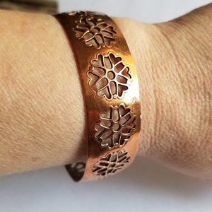 Earthy Vintage Southwestern Solid Copper Open Work Flowers Open Cuff Bracelet