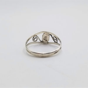 Vintage Southwestern Sterling Silver Swirls Turquoise Ring Size 7