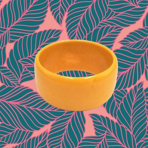 Vintage Art Deco Chunky and Wide Genuine Butterscotch Bakelite Bangle Bracelet
