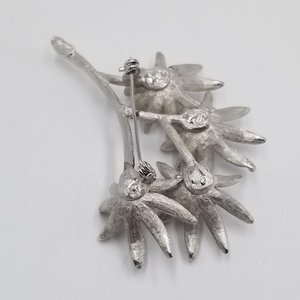 Vintage Signed Judy Lee Mid Century Silver Tone Multi-Flower Brooch