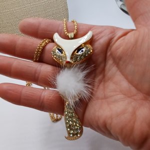 Vintage Gold Tone and Rhinestones Articulated Fox Pendant and Chain Necklace