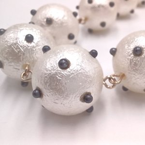 1950's Retro Rockabilly Beaded White  Polka Dot Necklace and Bracelet Set