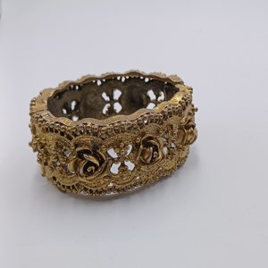Vintage Tortolani Gold Tone Chunky Hinged Roses Clamper Bracelet
