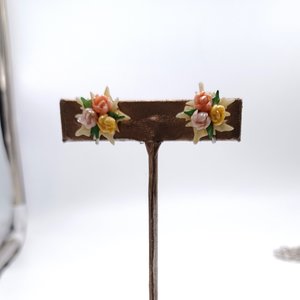 Vintage Delicate 1940's Shell and Scale Floral Brooch and Earrings Set