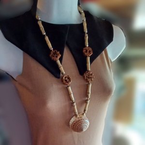 Vintage Signed Miriam Haskell Long Seashell and Bamboo and Wood Statement Necklace