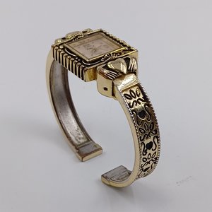 Vivani, Gold Tone Claddagh Ornate Ladies Quartz Clamper Wrist Watch