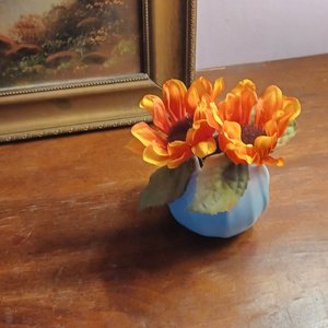 1950's Rosemeade Matte Blue Tulip Pottery Vase