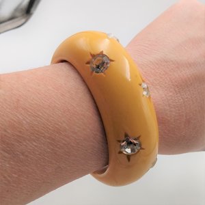 Butterscotch Bakelite and Rhinestones Open Cuff Bracelet and Screw Back Earrings Jewelry Set