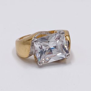 18K Gold Plated Chunky Huge Cubic Zirconia Twisted Bezel Ring, Size 7