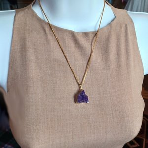 Gold Plated Purple Triangle Druzy Crystals Chunk Pendant and Gold Tone Box Chain Necklace