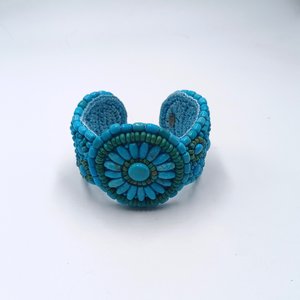 Vintage Southwestern Dyed Turquoise Howlite Beaded Cuff Bracelet
