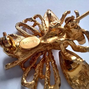 Jeanne Gold Plated Rhinestones Trembler Insect Brooch