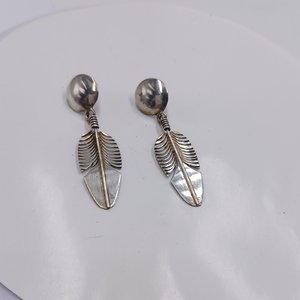 Sterling Silver Southwestern Feather Dangle Pierced Earrings