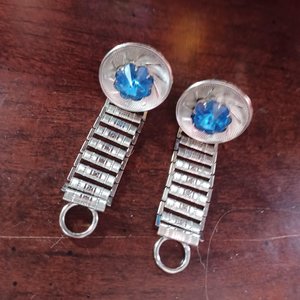 Silver Tone and Blue Stone Wrap Around Southwestern Mens Cufflinks