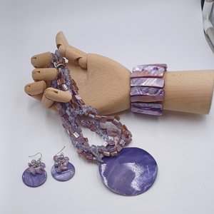 Purple Mother of Pearl Statement Necklace, Bracelet and Dangle Earrings Jewelry Set