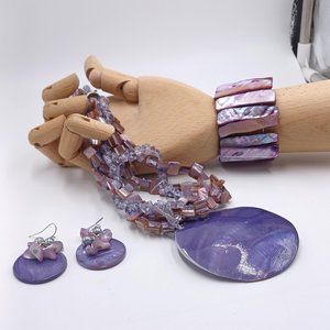 Purple Mother of Pearl Statement Necklace, Bracelet and Dangle Earrings Jewelry Set