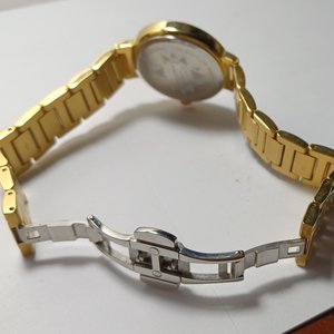 AKRIBOS XXIV Gold Tone Diamond Dial Ladies Quartz Wrist Watch- New Battery