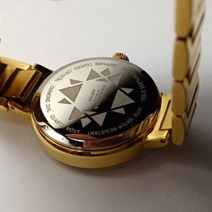 AKRIBOS XXIV Gold Tone Diamond Dial Ladies Quartz Wrist Watch- New Battery