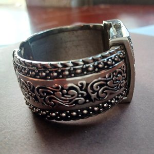 Studio Time Silver Tone Ornate Clamper Bracelet Wrist Watch, New Battery