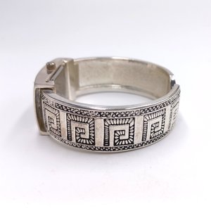 Silver Tone Geneva Platinum Ladies Southwest Design Clamper Bracelet Watch