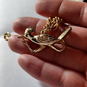 Gold Tone Chain with Large Gold Roadrunner Charm Bracelet, Vintage, Southwestern
