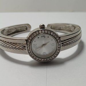 Ladies Silver Tone Round Rhinestones Clamper Bracelet Watch