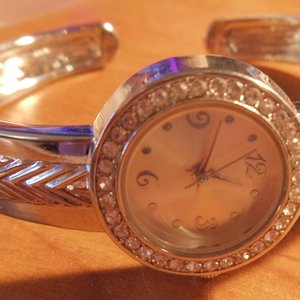 Ladies Silver Tone Round Rhinestones Clamper Bracelet Watch