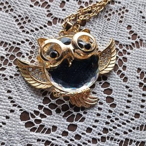 Gold Tone Large Fun Owl Mirror Pendant Necklace