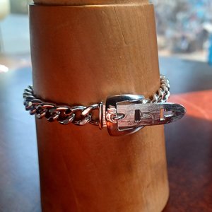 Avon Silver Tone Heavy Curb Chain Bracelet with Buckle Closure