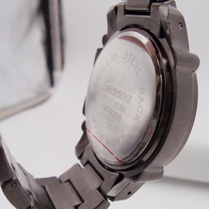 Mens Geneva Platinum Heavy Large Bronze Tone Quartz Watch, New Battery
