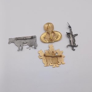 A Collection of 4 JJ Jonette Artifacts Brooches, Collectible