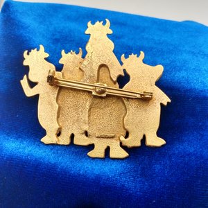 A Collection of 4 JJ Jonette Artifacts Brooches, Collectible