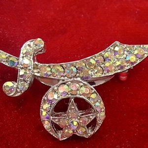 Shriner Masonic Scimitar Crescent & Star Over 30 AB Rhinestones Silver Tone Pin
