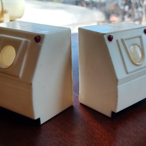 Small Plastic White Westinghouse Washer and Dryer Salt and Pepper Shaker Set, Mid Century