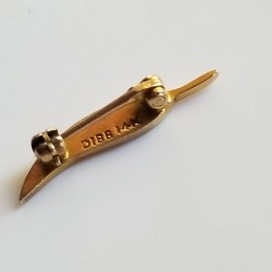 14K Gold Small Feather Pin Stamped DIBB, Lapel Pin, Gold Feather Pin
