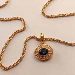 Vintage Avon Gold Tone Blue Gem and Rhinestones Pendant on Rope Chain Necklace