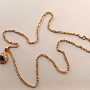 Vintage Avon Gold Tone Blue Gem and Rhinestones Pendant on Rope Chain Necklace