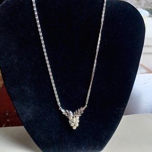 AVON Silver Tone Snail Chain With Faux Pearl and Rhinestones Grapes Center Pendant