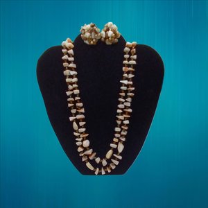 Vintage Multi-strand Mother Of Pearl  and Shell Beaded Necklace and Clip-on Earrings Jewelry Set