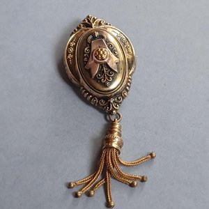 Antique Victorian Gold Filled Etruscan Revival Tassel Brooch Pendant, Mourning Jewelry